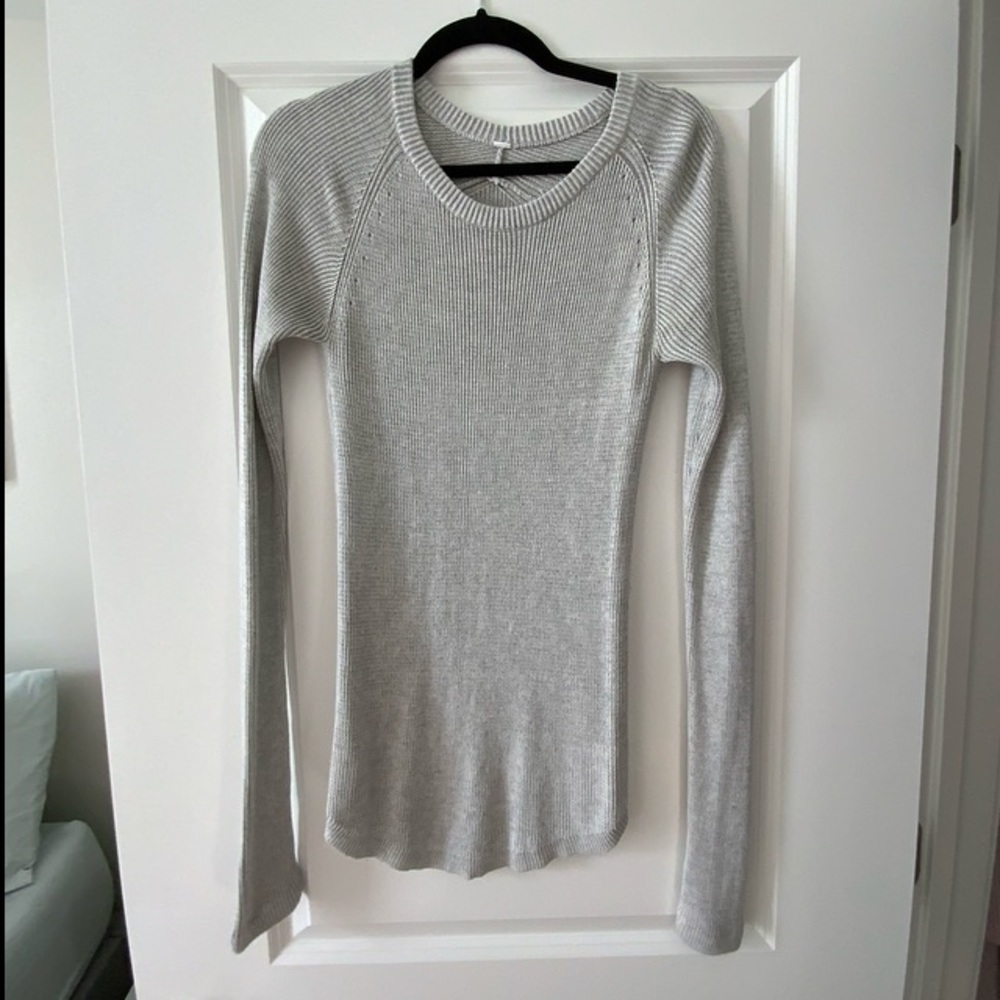 Lululemon athletica long sleeve sweater